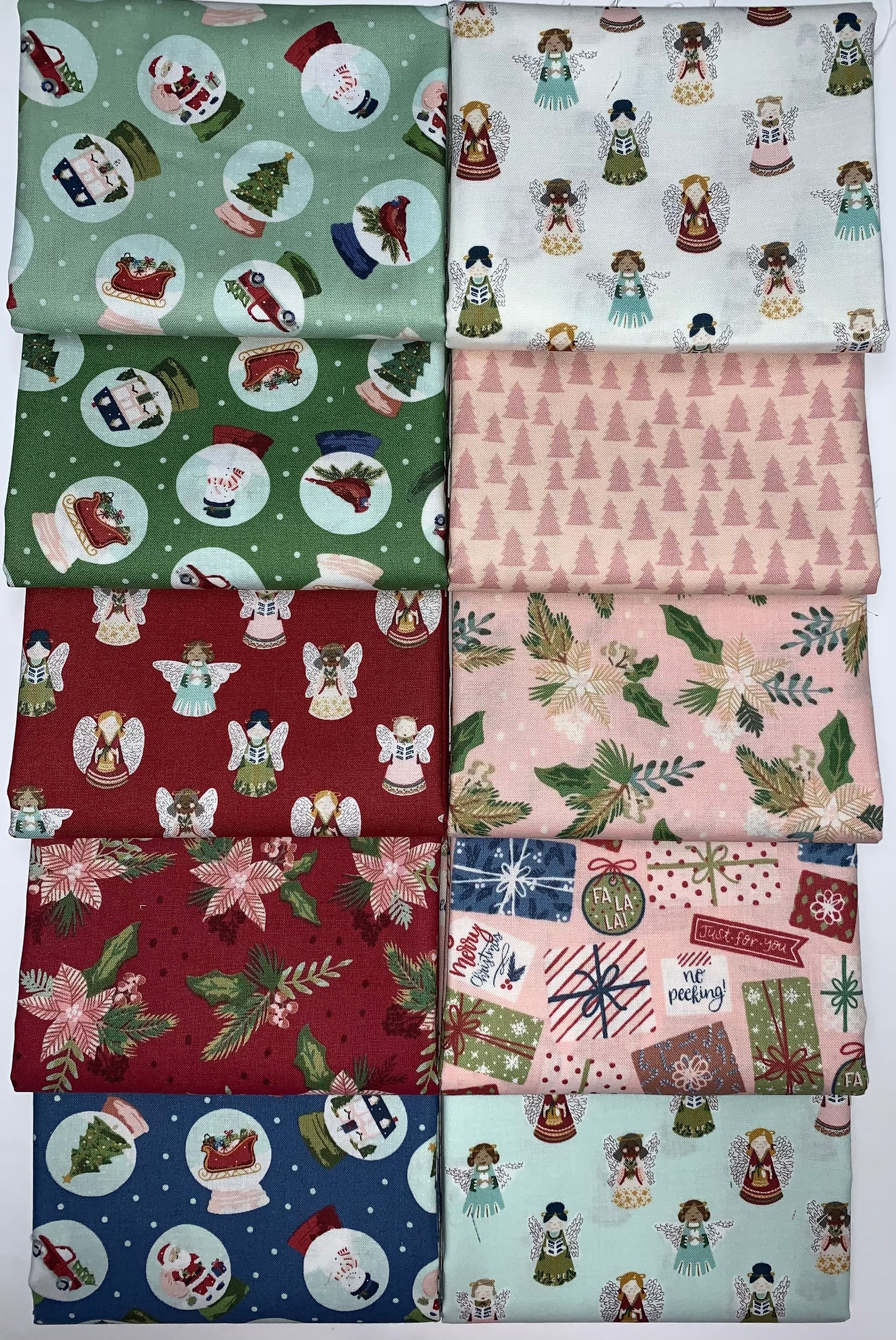 Christmas Village hot Fat Quarter Bundle by Riley Blake Designs