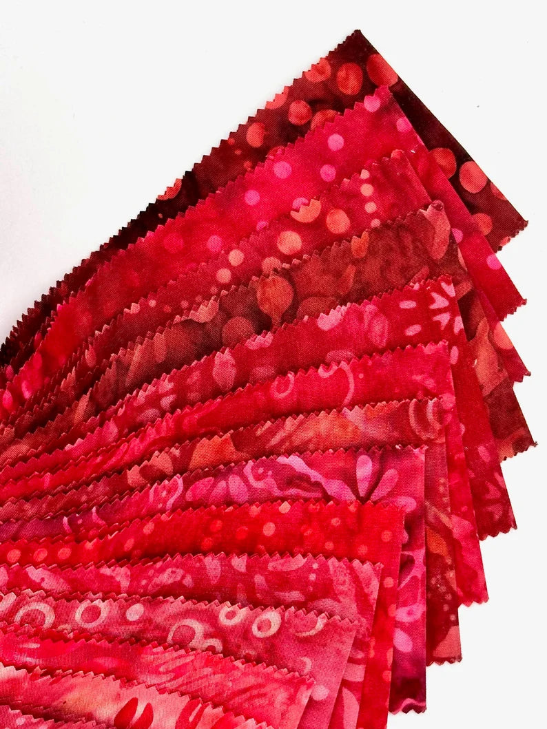 Maywood Studio - Java Batiks - Red 2 - 40 Strips